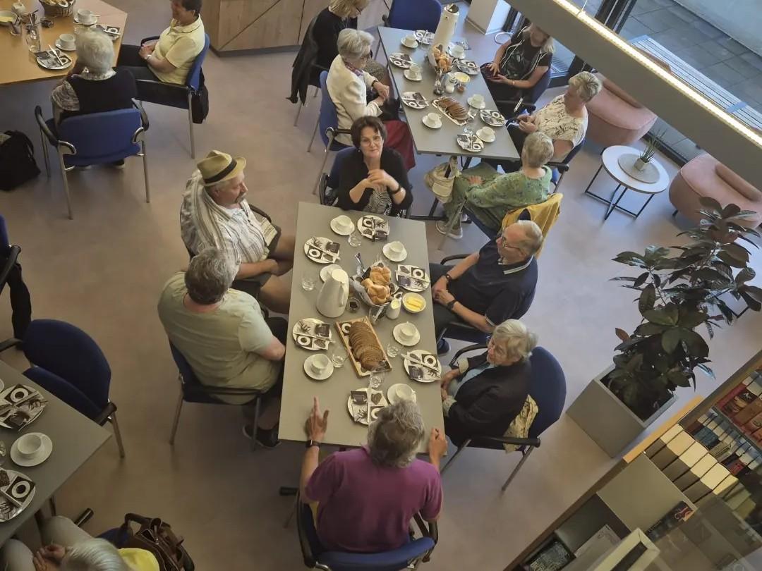Literaturfrühstück