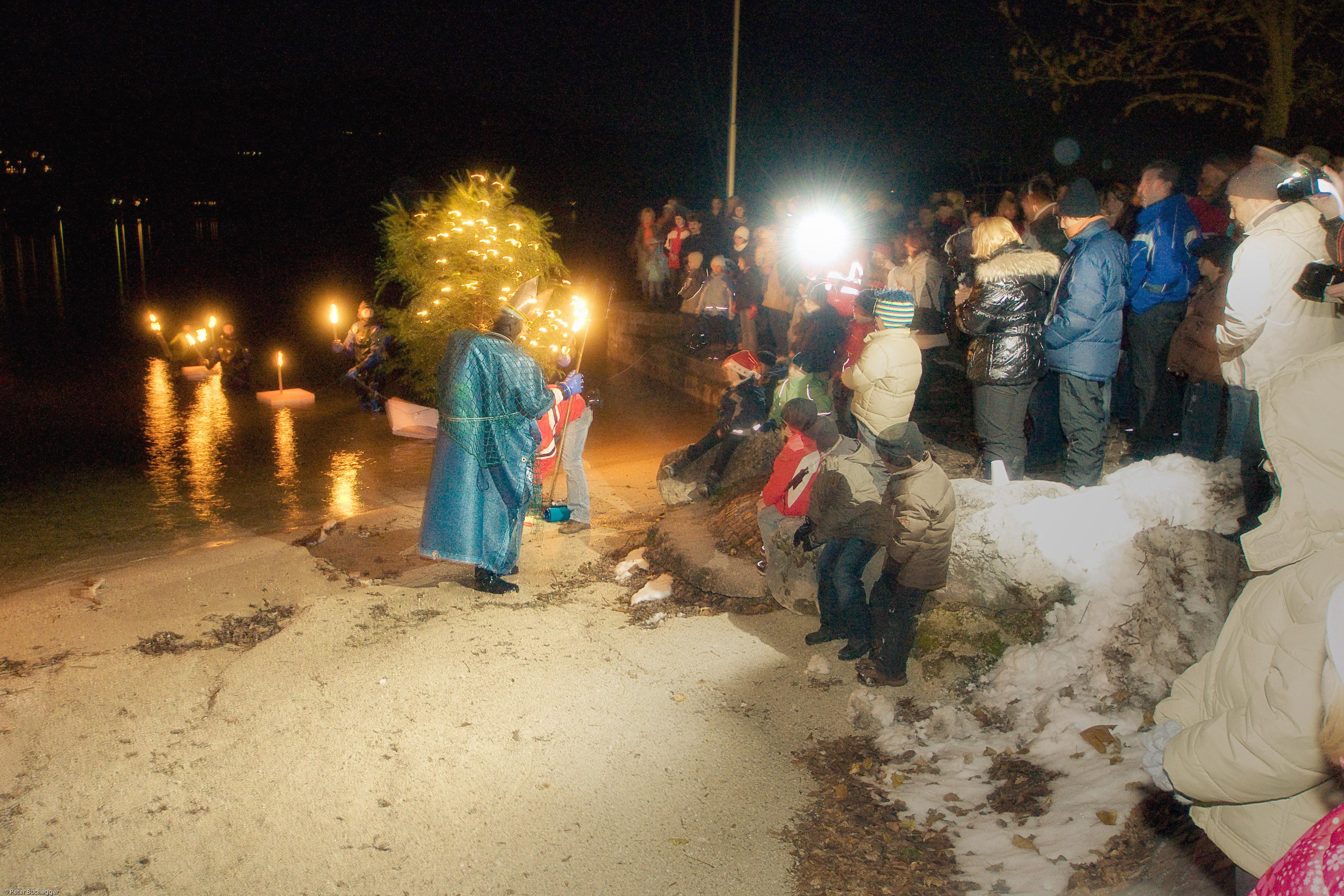 Christbaumtauchen