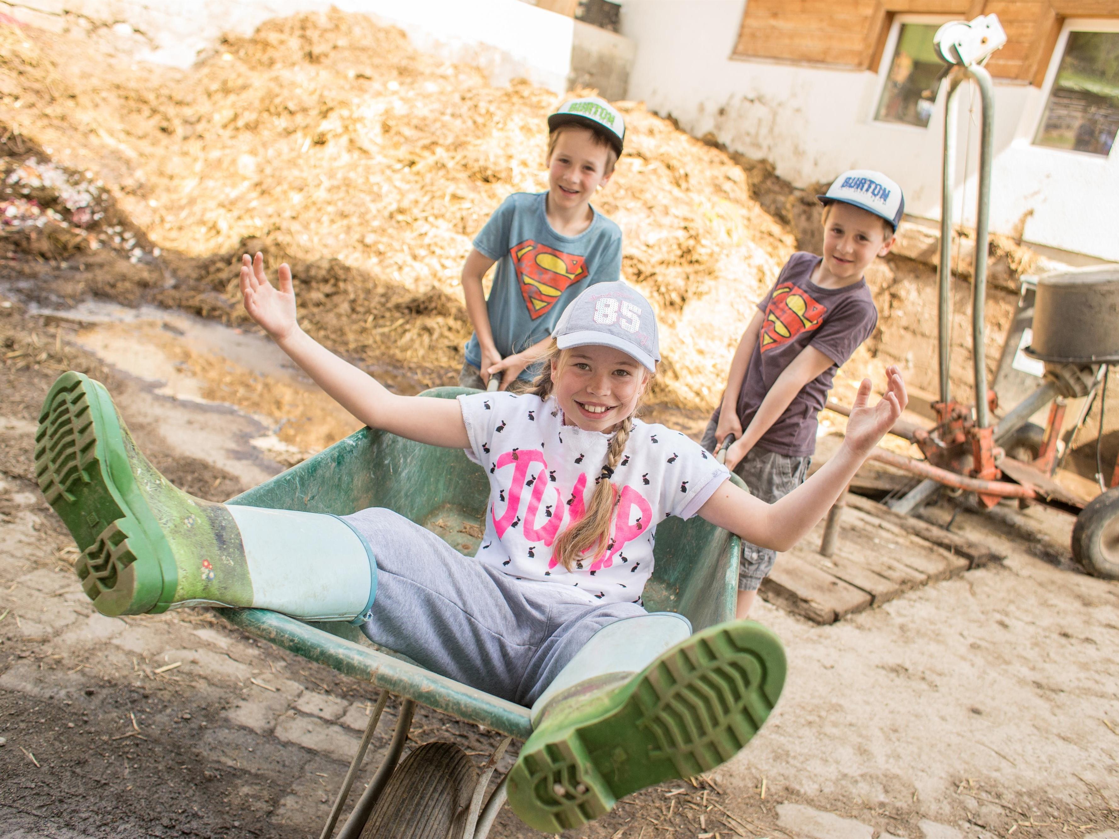 Familientag – Erlebnistag am Bauernhof mit Brotbacken