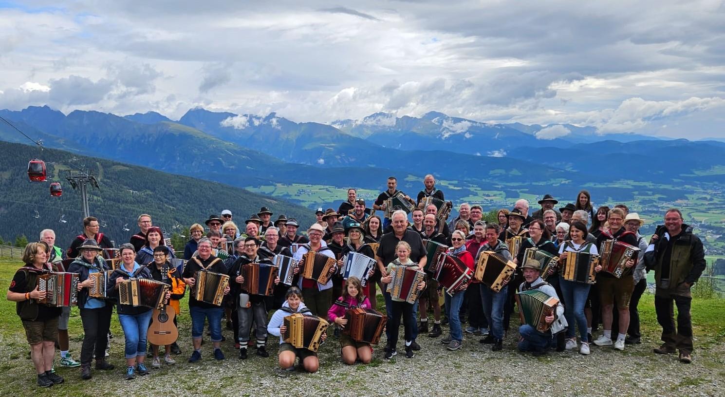 3. Int. Harmonikatreffen – Musikalische Klänge