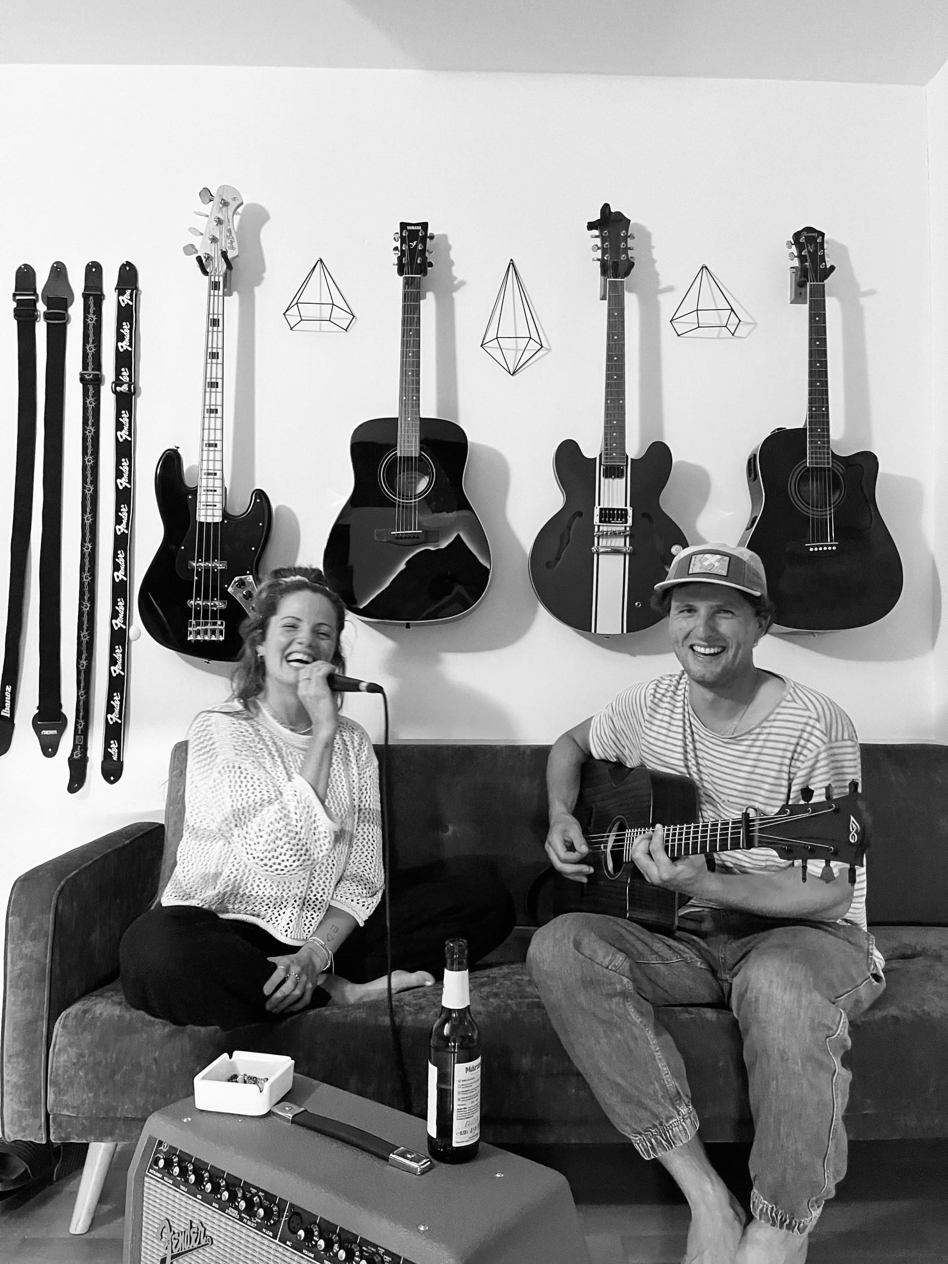 Live Musik Laidback Akustik