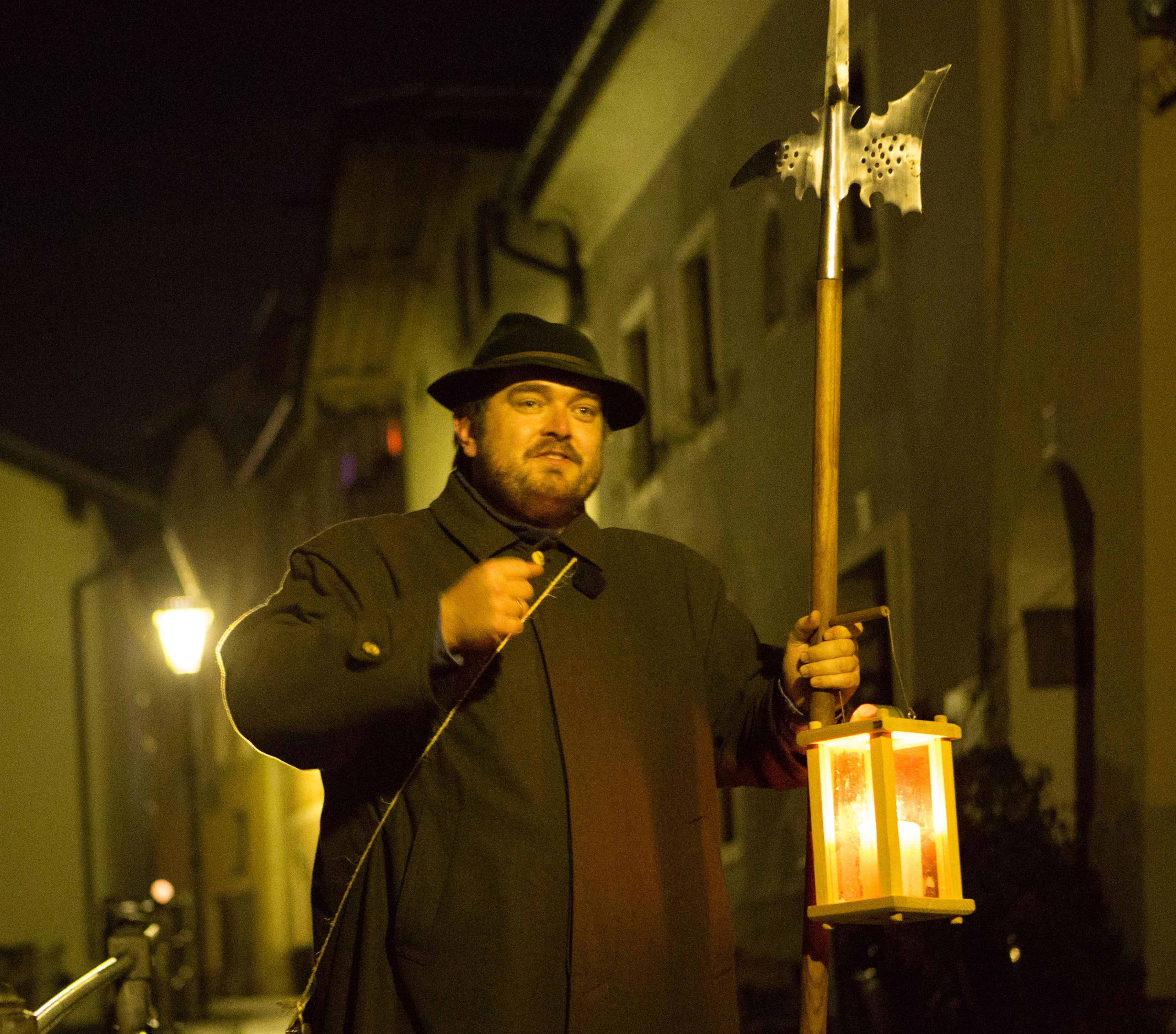 Nacht und Wächter l Nachtwächterführung durch Hallein