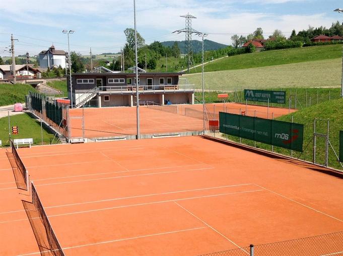 Tennisplatz