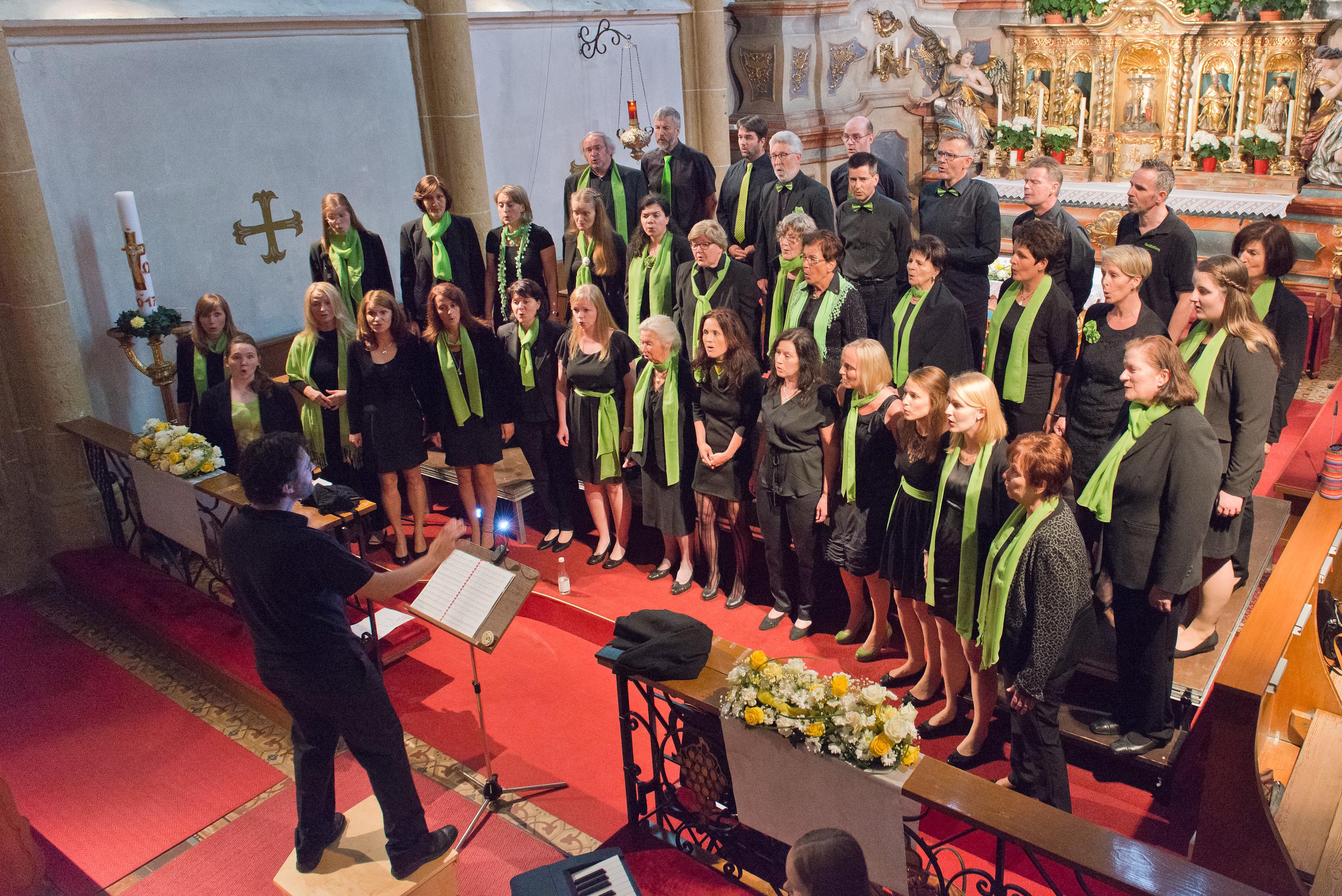Gasteiner Adventsingen des Chores „GastEinKlang“ in der Kirche Bad Hofgastein