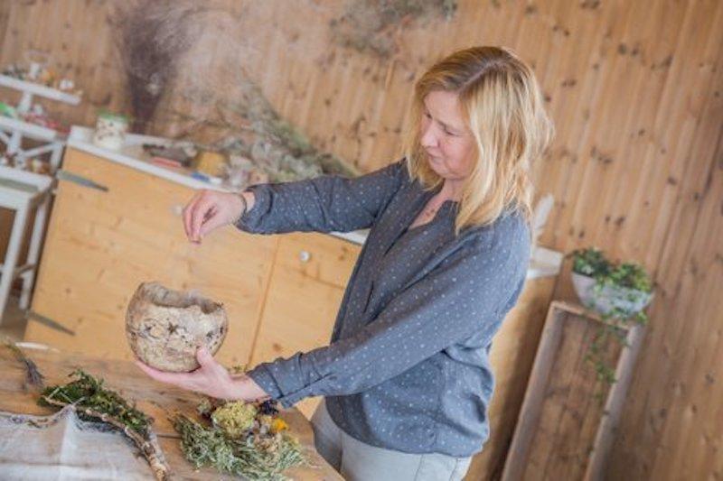 KRÄUTERleben Räuchern, Räuchermischungen und Bienenwachsmelts