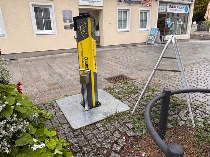 Fahrrad Reparatur Station Unterbäck