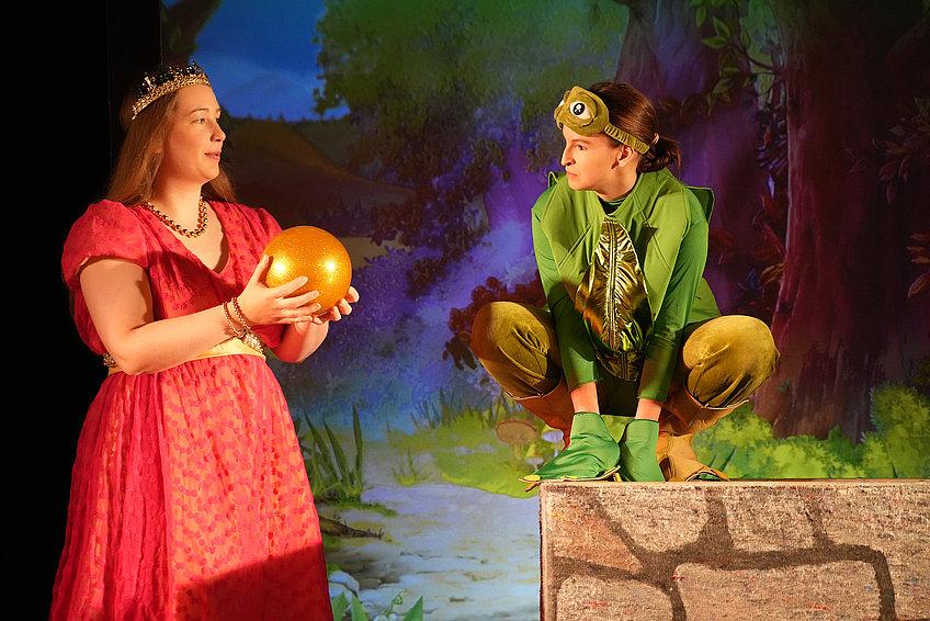 Theaterachse | „Der Froschkönig“ | Für Gruppen