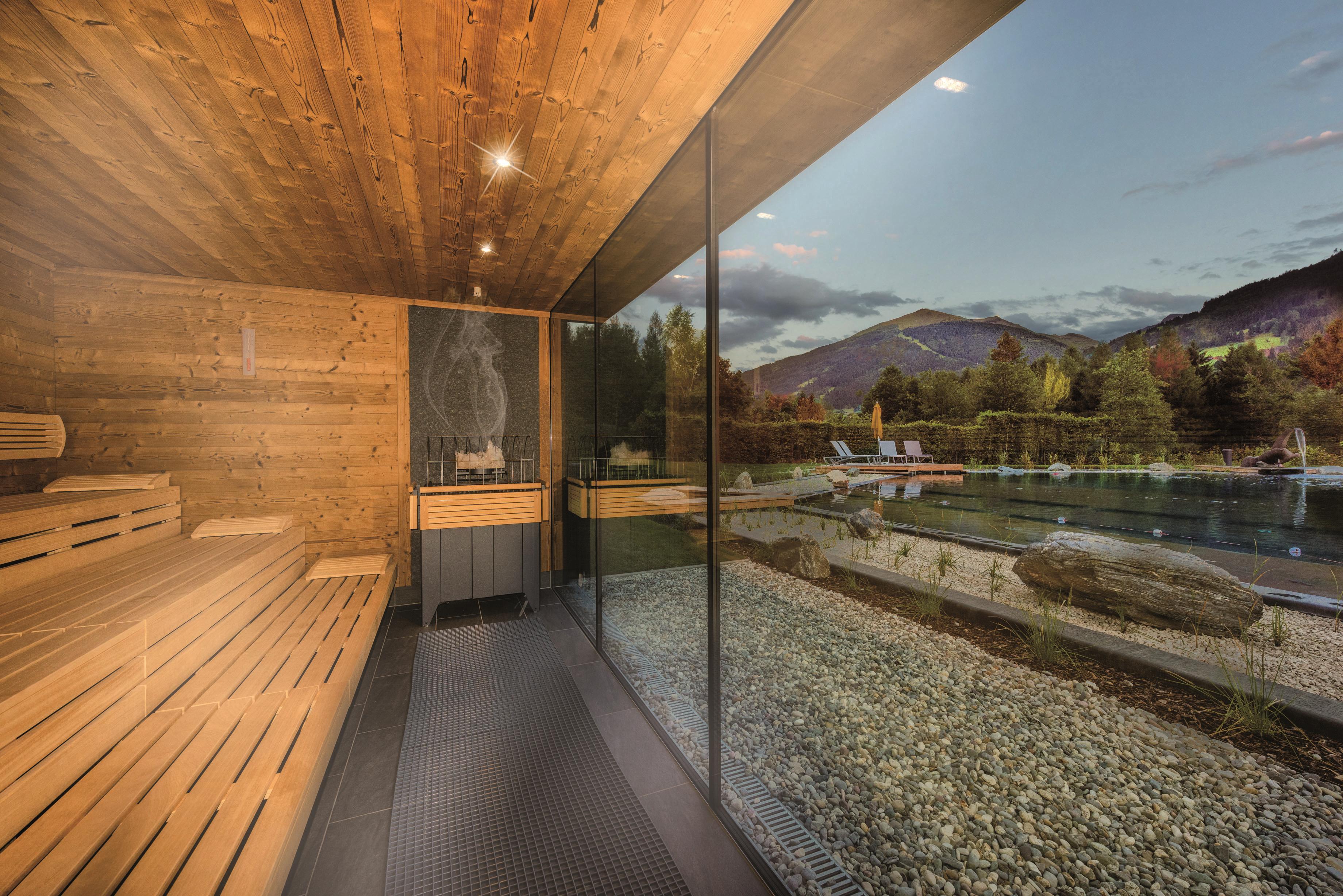 Sauna-Special und Lange Thermennacht zur Sommersonnenwende