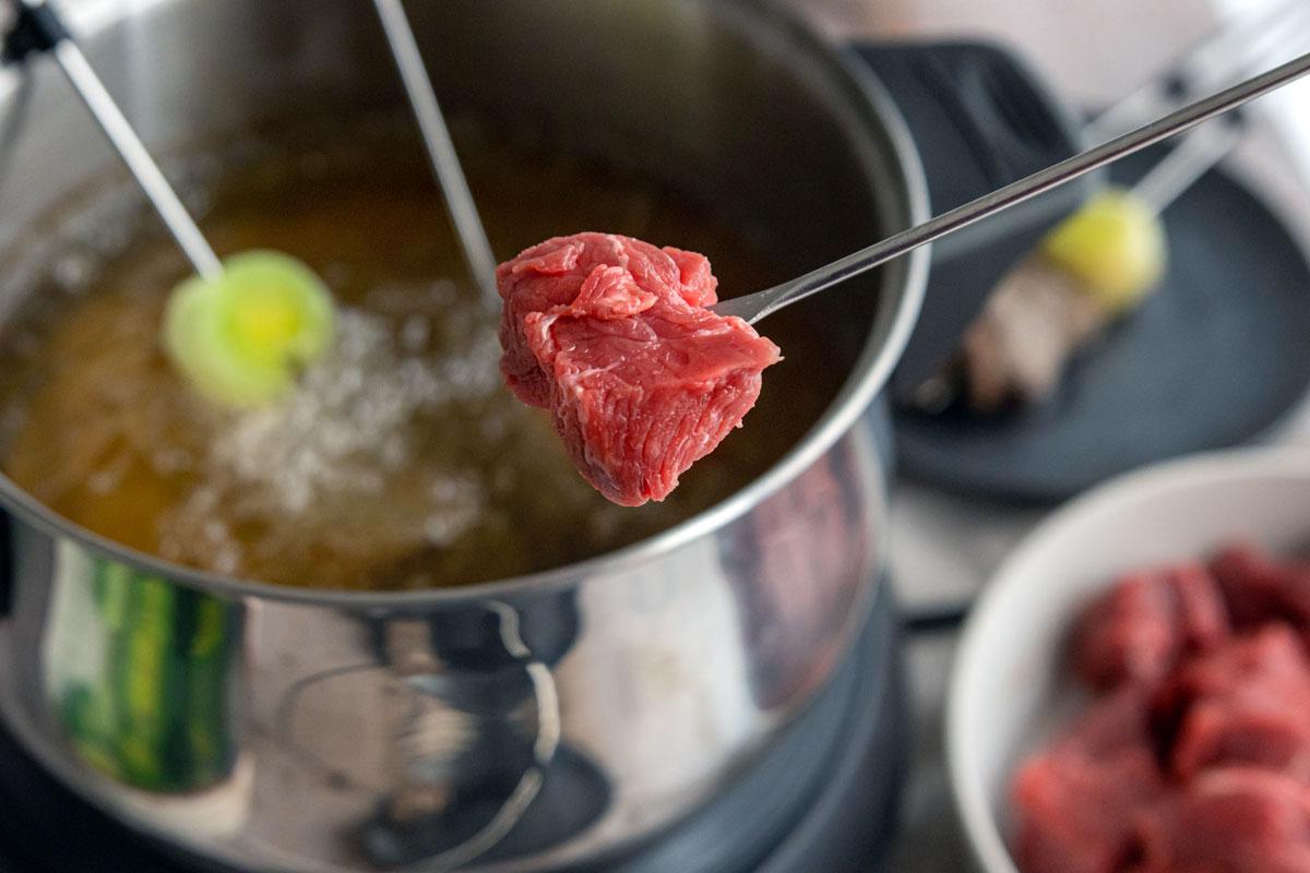 Fondue „Bourguignonne“ – Genuss in geselliger Runde