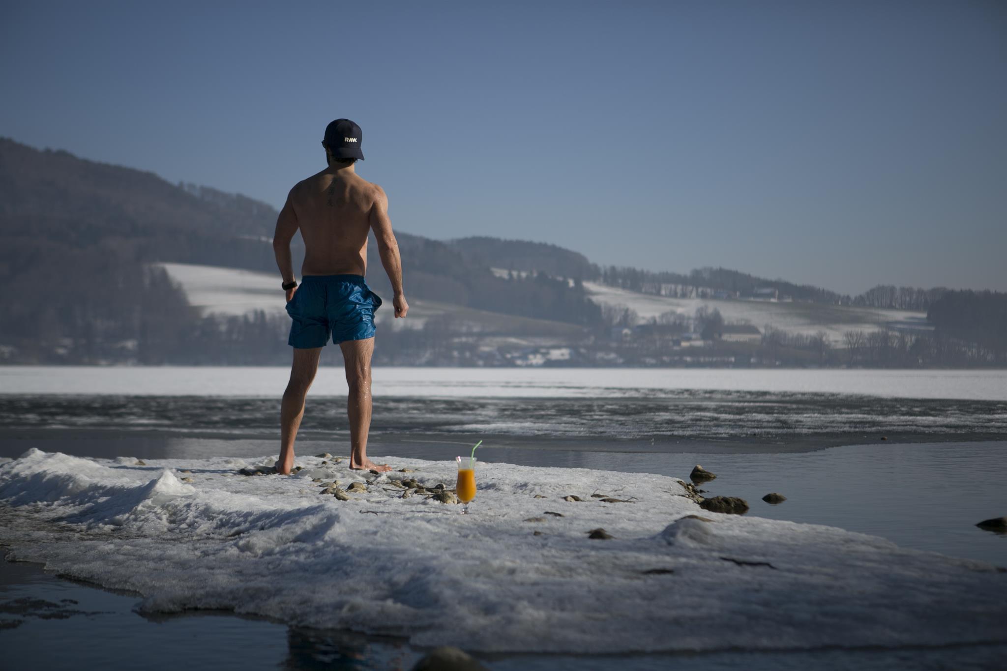 Silvesterschwimmen im Strandbad Seeham