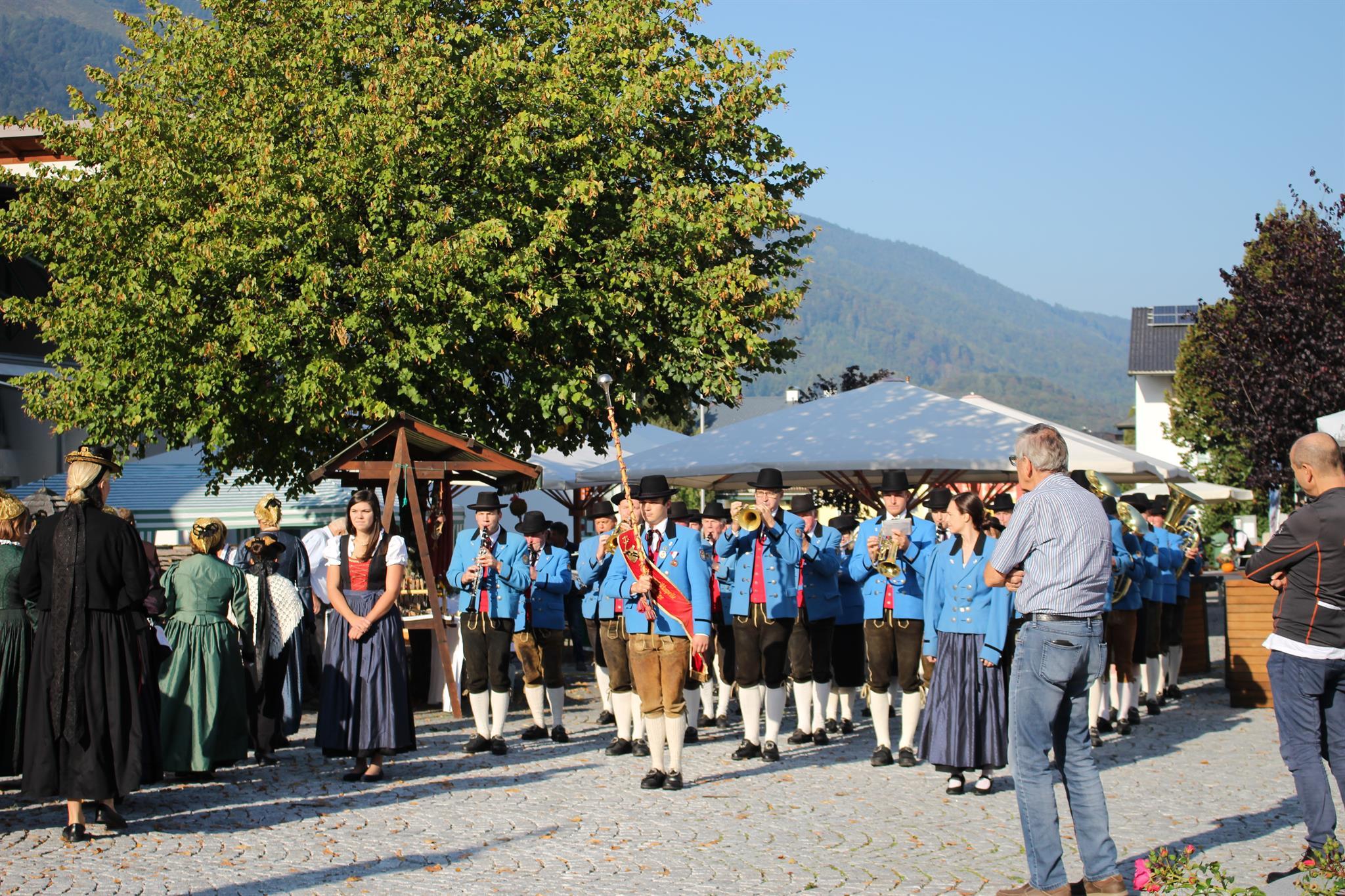 Dorffest zum Erntedank