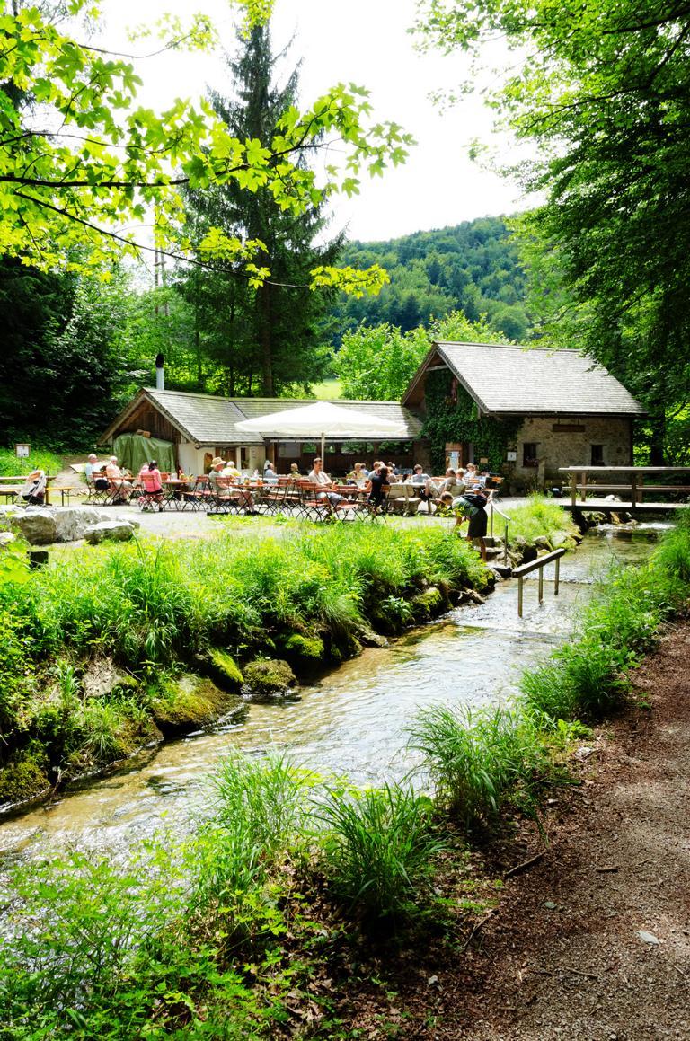 Pofesen und Bauernkrapfen in der Rumingmühle