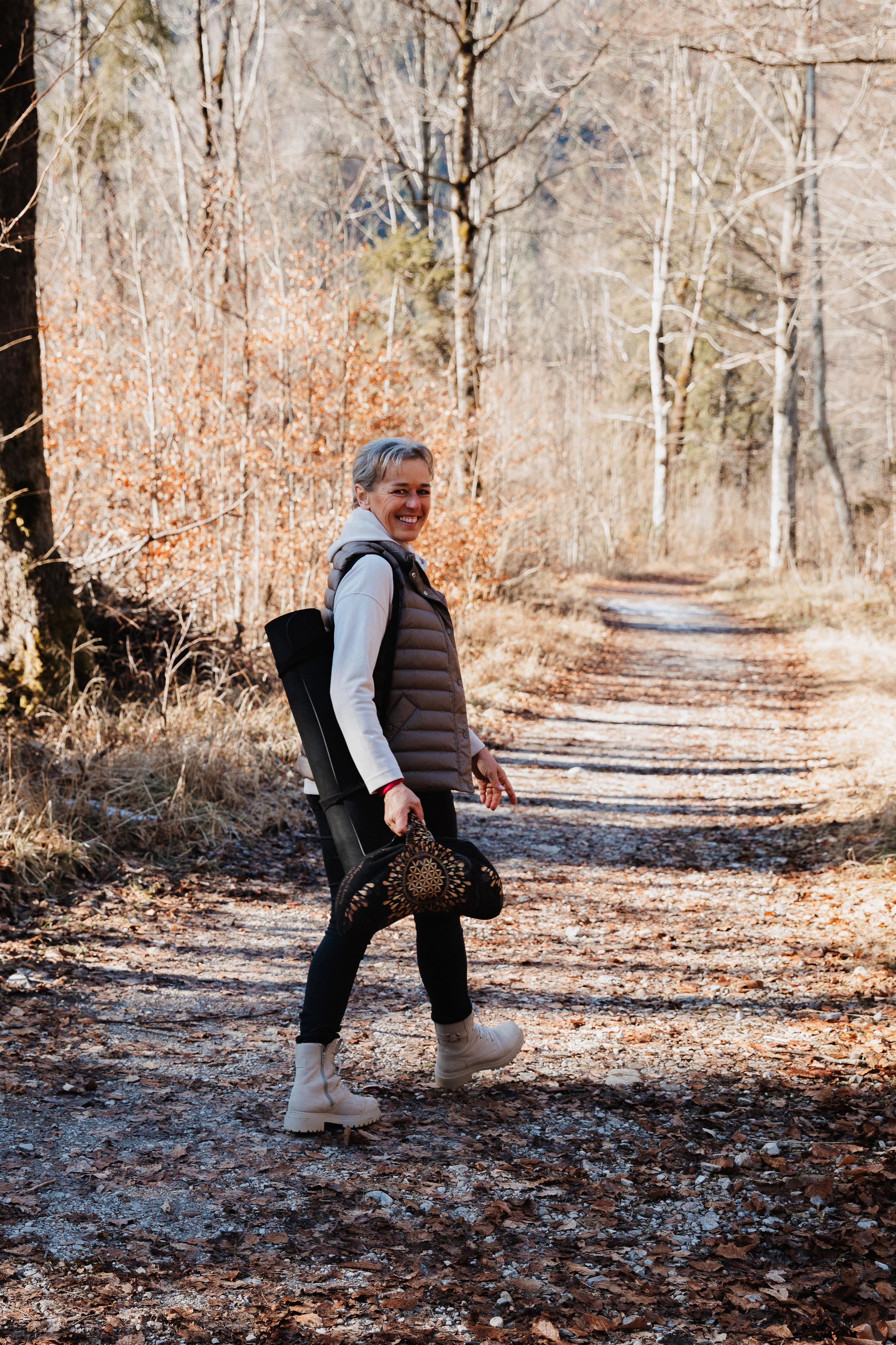 Yoga & Kräuterwanderung