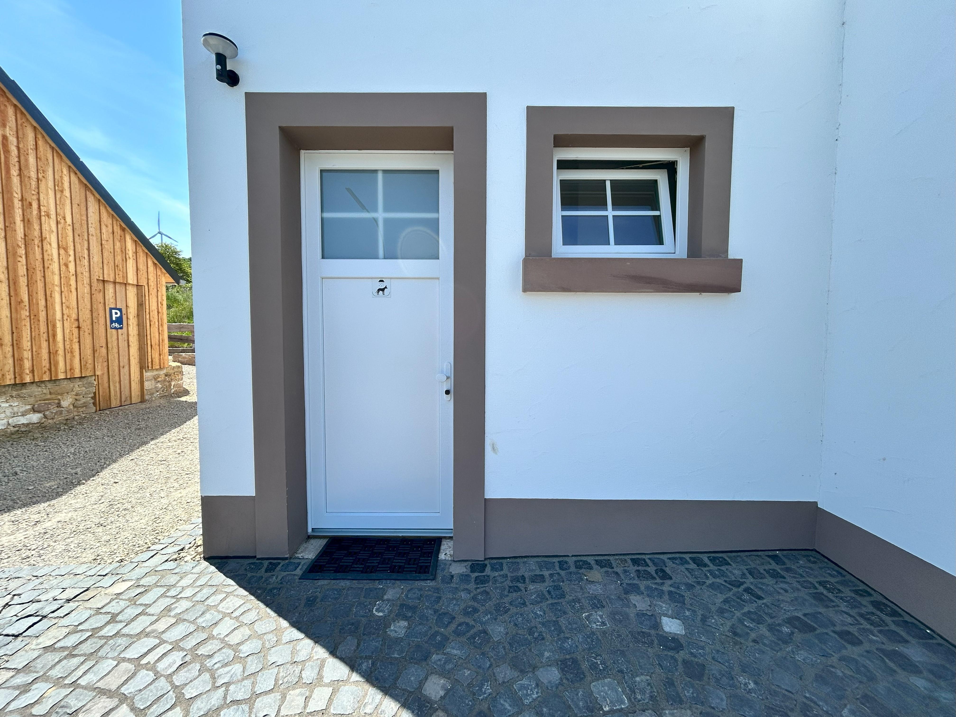 Hundedusche - Außenblick