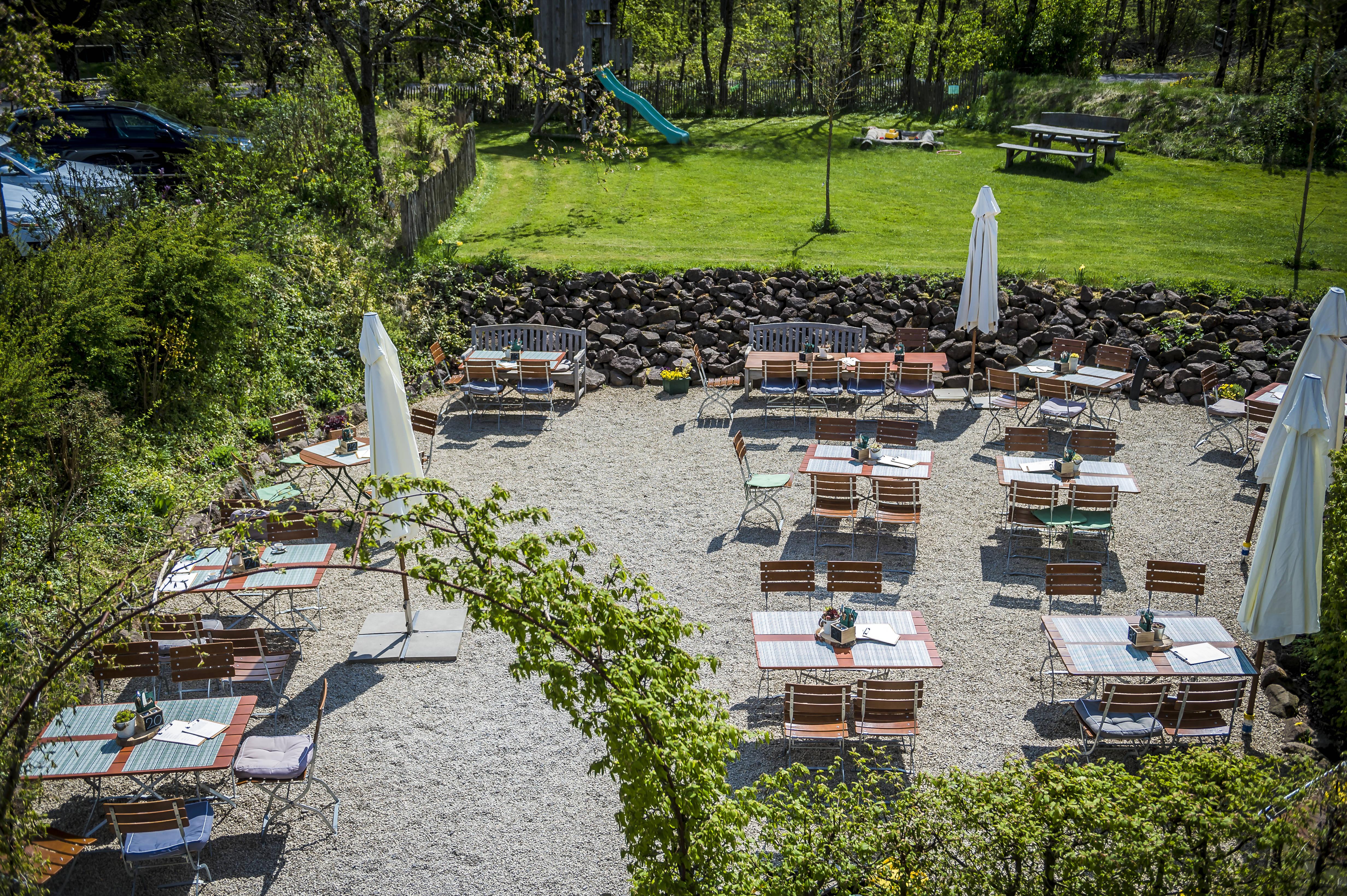 Biergarten_Dosterhof von Fotograf Marcel Schneeber