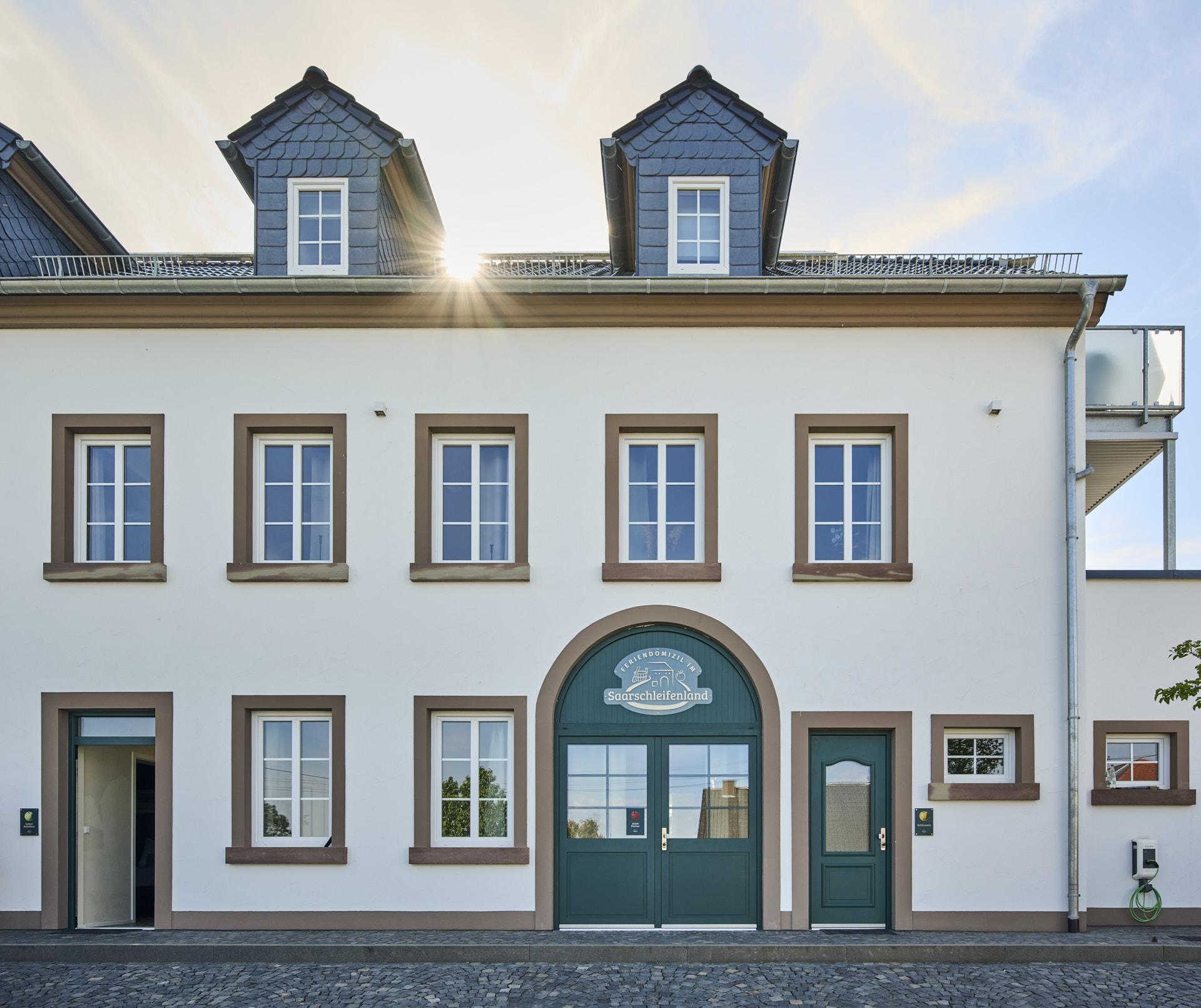 Unsere 5. Ferienwohnungen befinden sich in eine Prächtige Gebäude zusätzlich zu