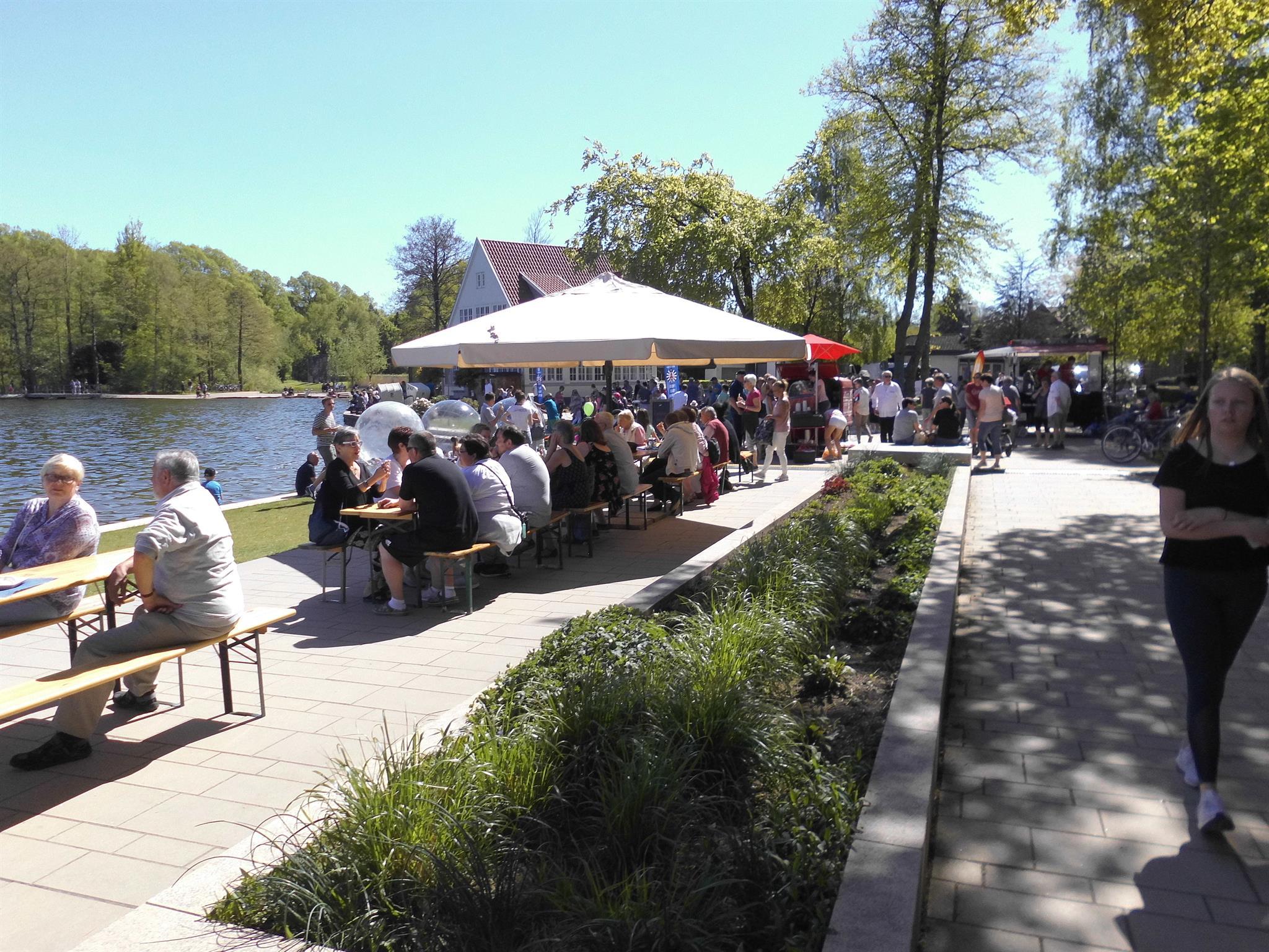 Picknick Am See