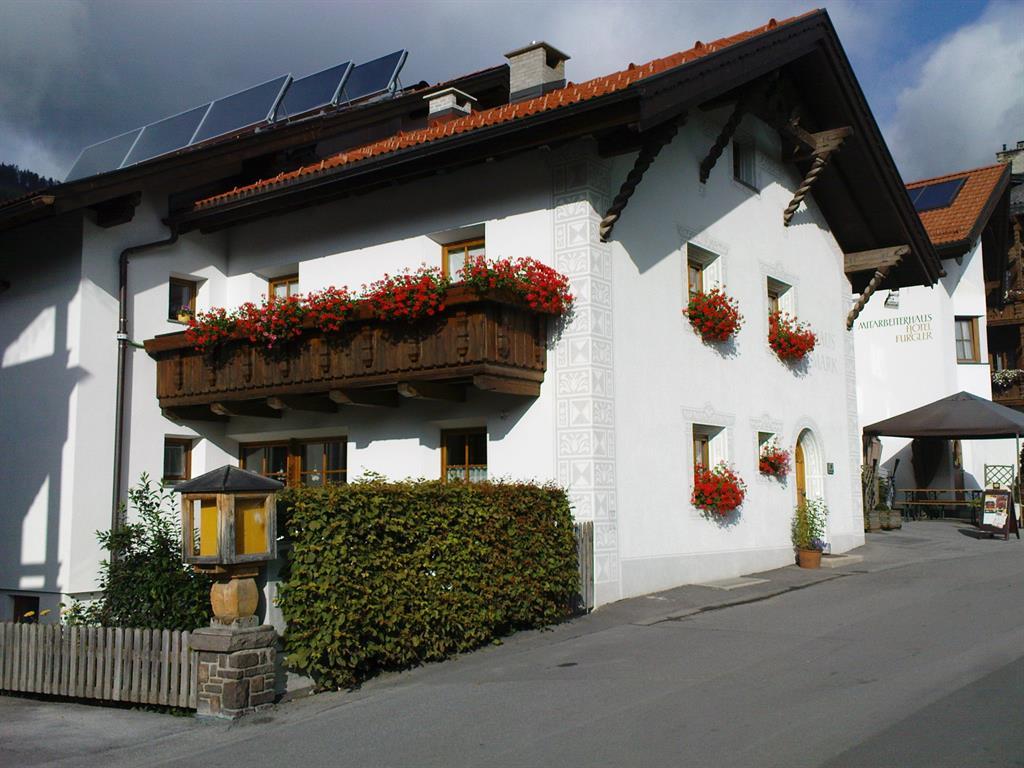 Haus Mark Inn Guesthouse Austrian Tirol