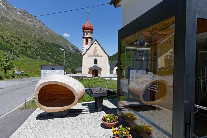 Ausstellung "Das Fremdenbuch von Vent"