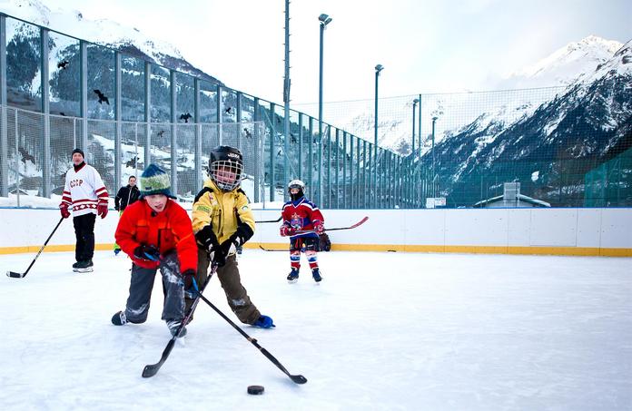 Eislaufplatz & Eishockeyplatz Längenfeld