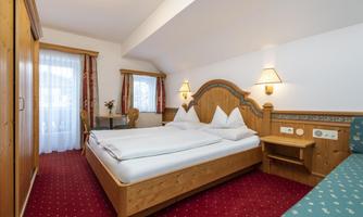 Dreibettzimmer