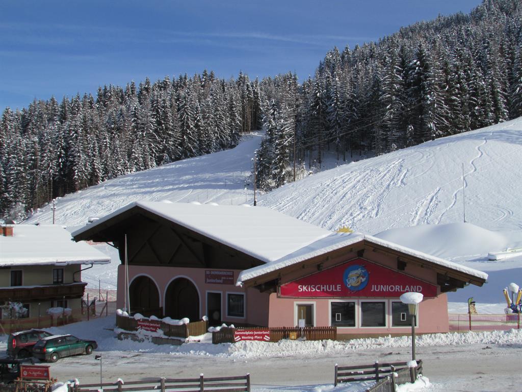 Juniorland Skischule