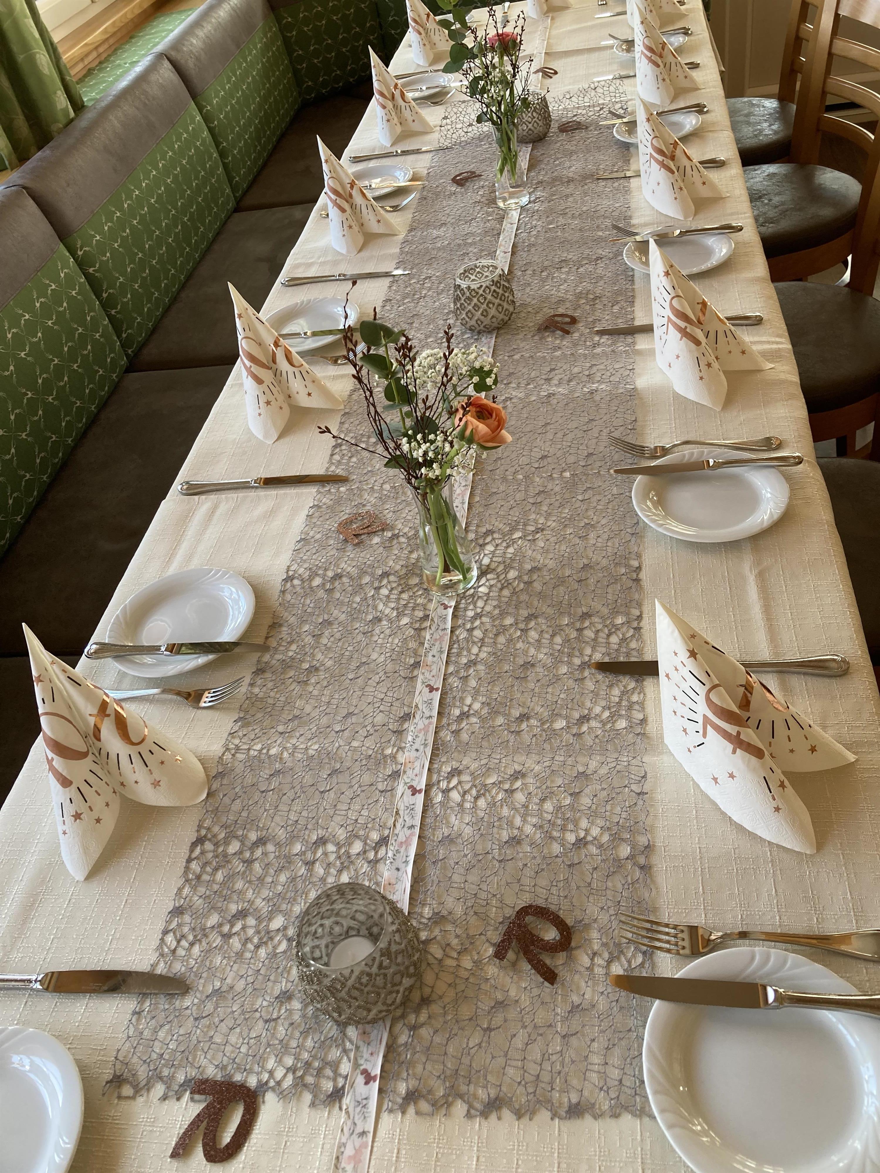 We are happy to host celebrations and anniversaries of all kinds and occasions.