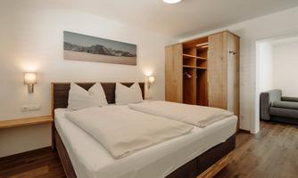 doppelbett-ferienwohnungen-hammerrain-gross