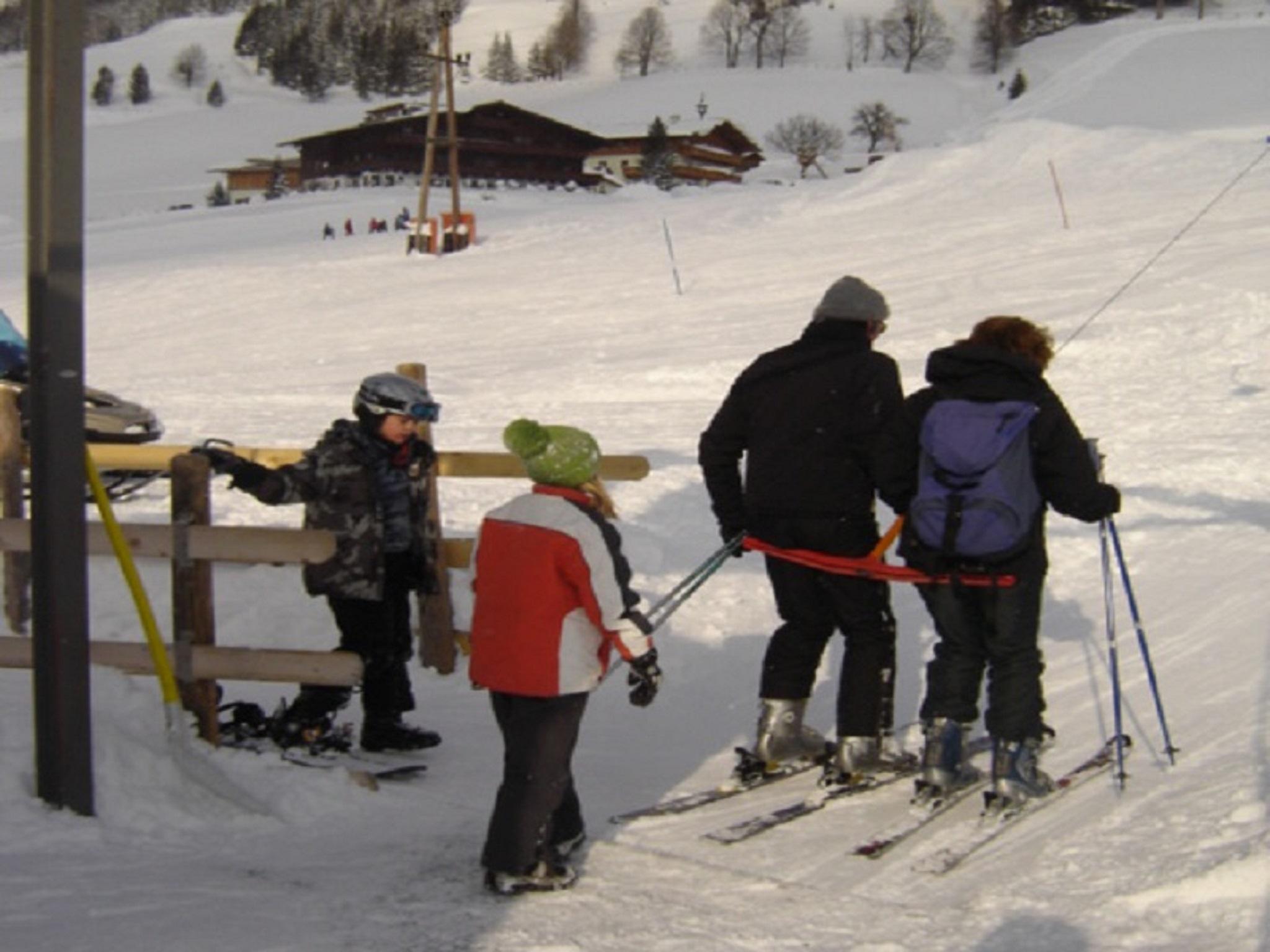 Skilift vorm Rettenegghof