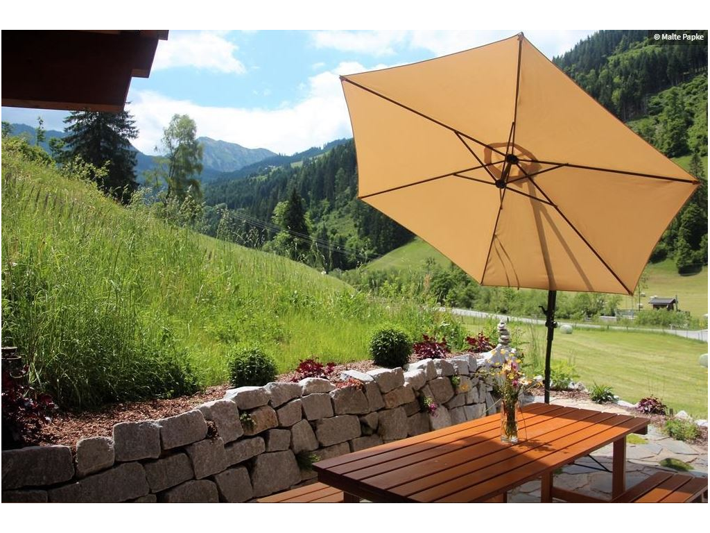 Terasse mit Sitzganitur 