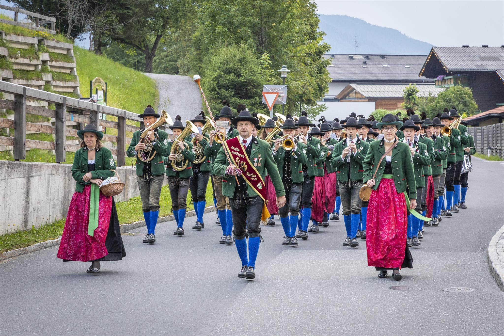 Aufmarsch der Trachtenmusikkapelle Flachau