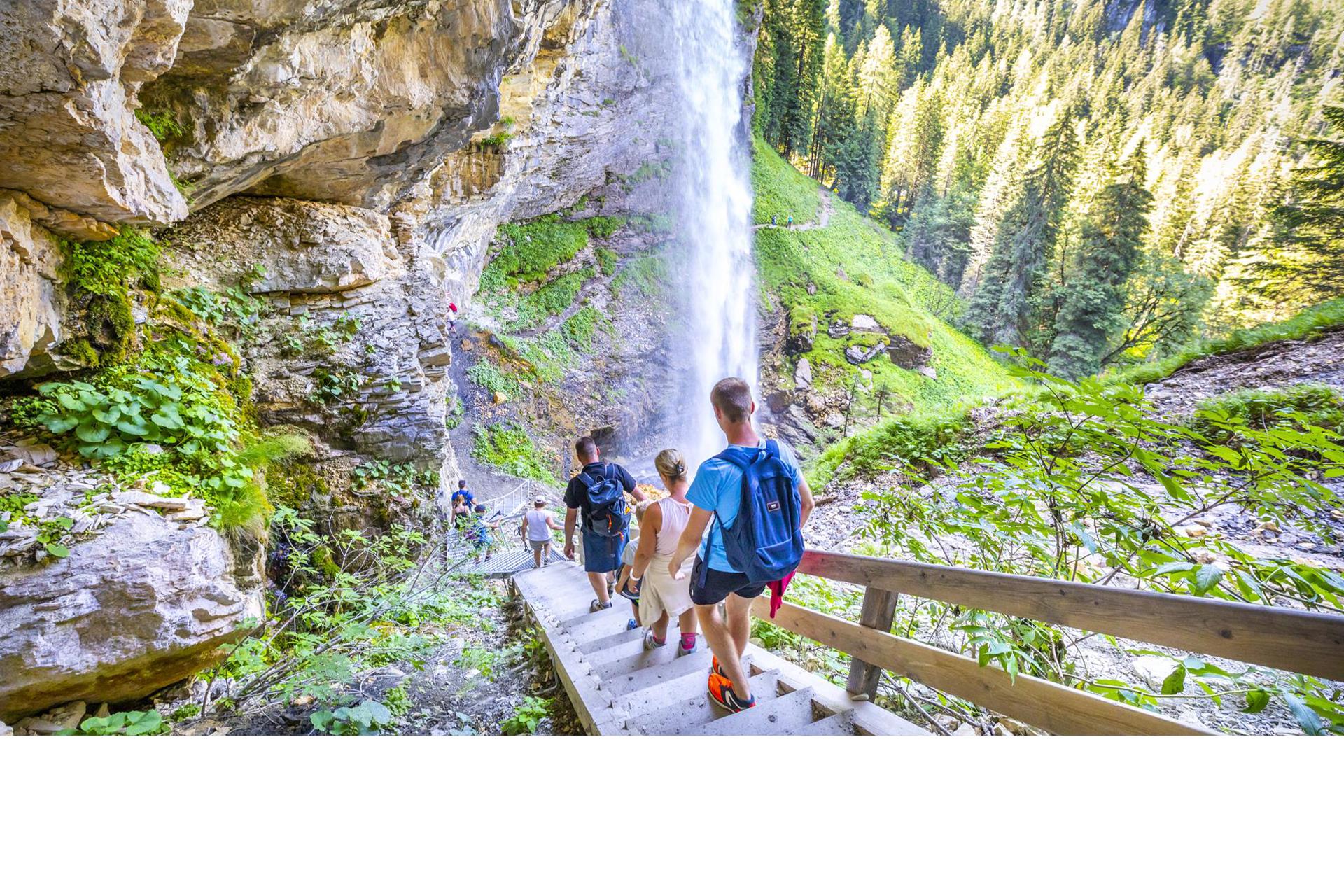 Erlebniswanderung „Wasserfall meets Almgenuss“