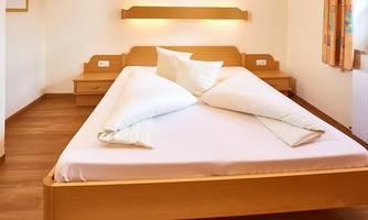 appartement-typ-b-schlafzimmer