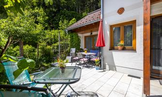 Holiday home - terrace, garden