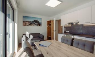 wohnbereich-appartements-hammerrain-flachau-gross