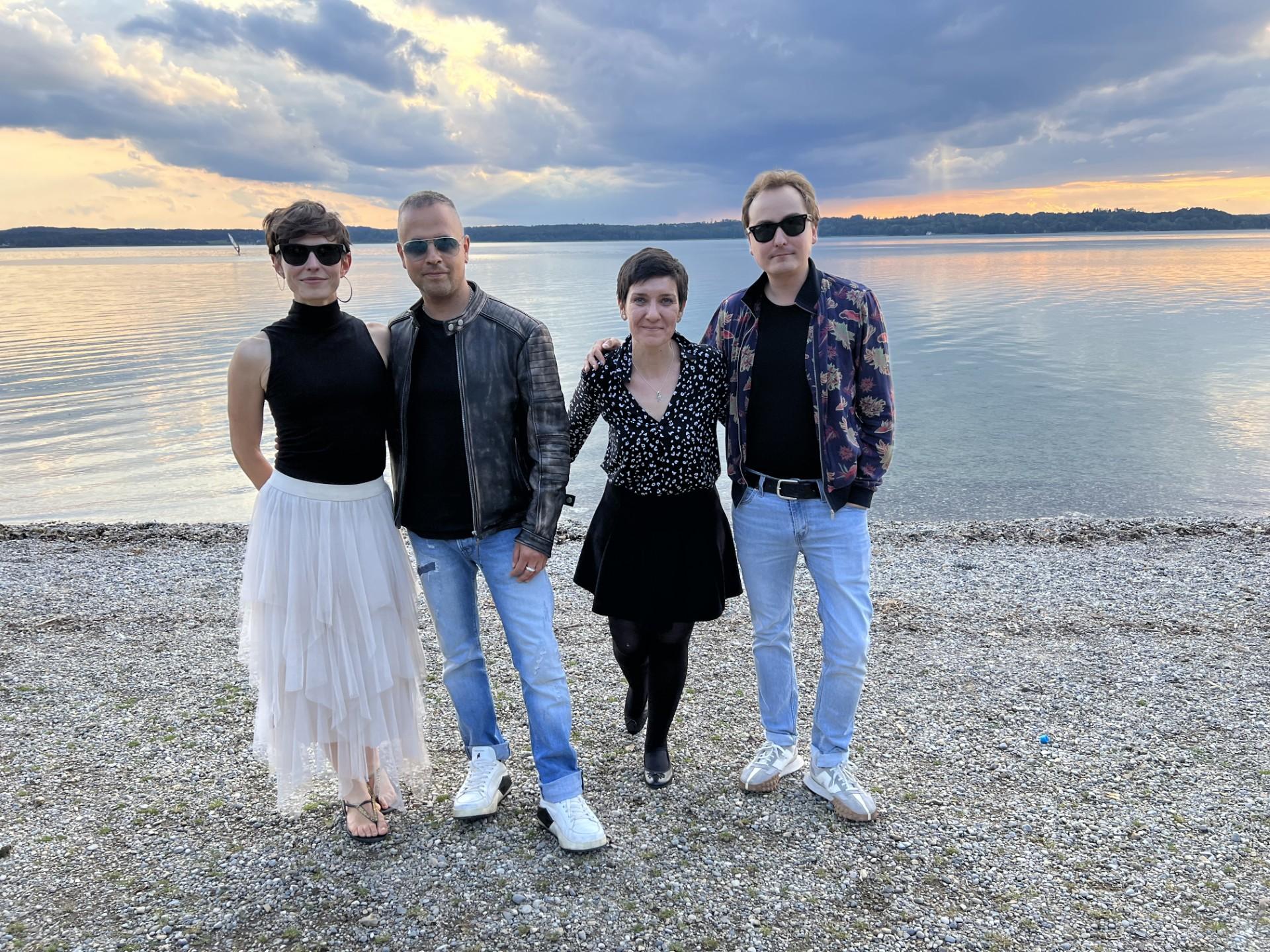 Musik & Theater – Rowsekit