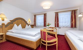 Dreibettzimmer