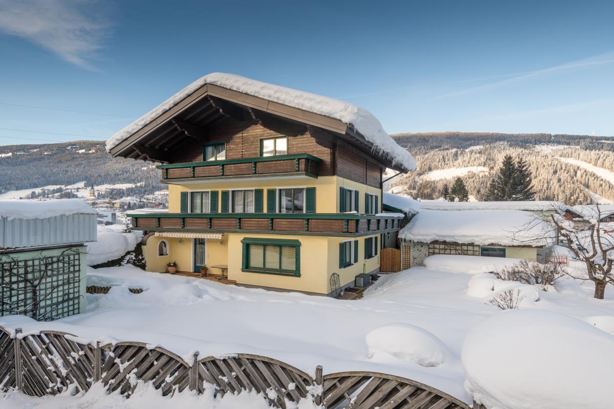 Hausansicht Winter 2