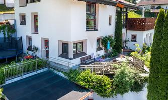 Apartment Weitsicht with two terraces