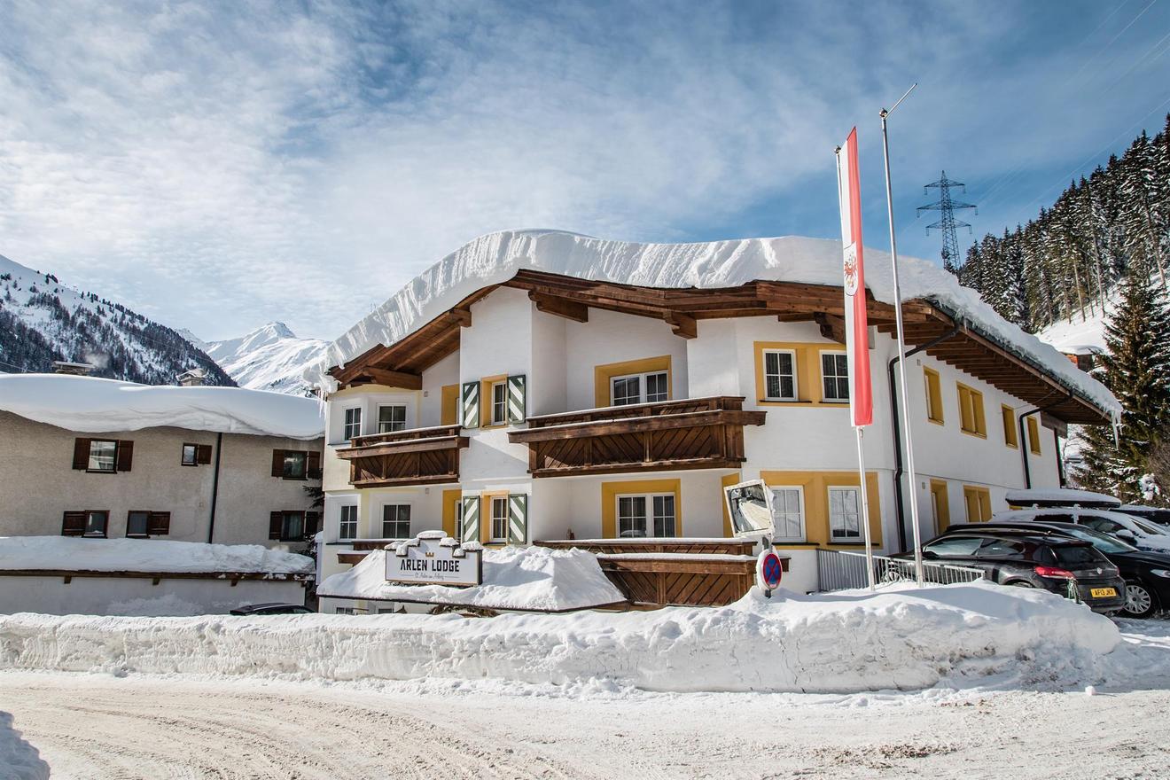 Arlen Lodge Hotel