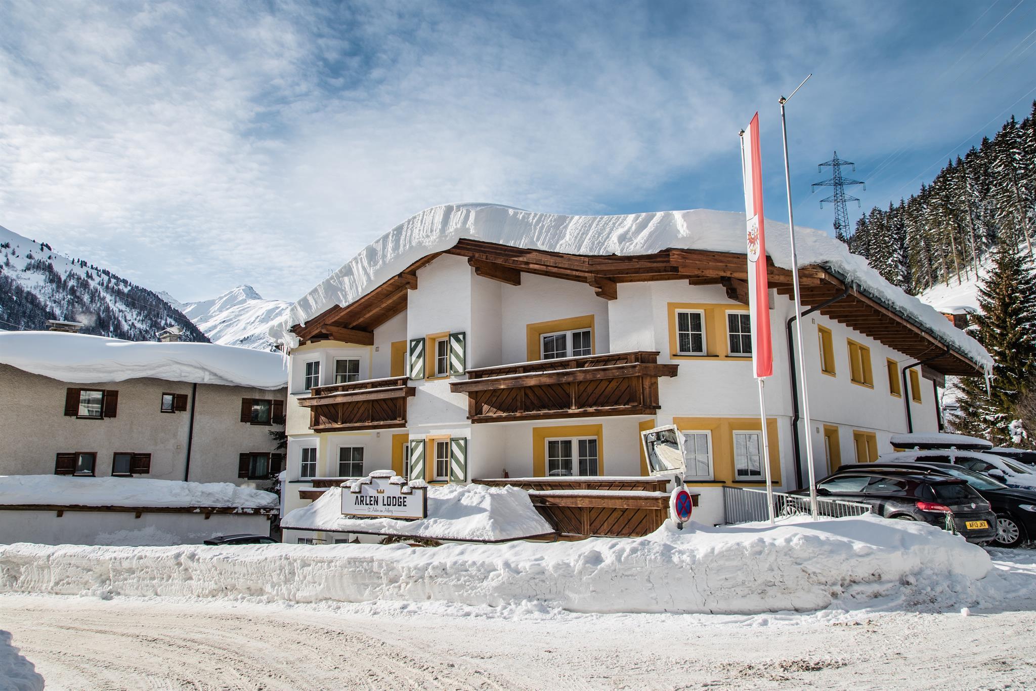 Arlen Lodge Hotel
