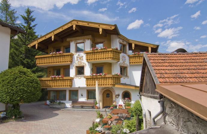 Aparthotel Krösbacher Appartement Alpenrose Ferienwohnung  Stubaital