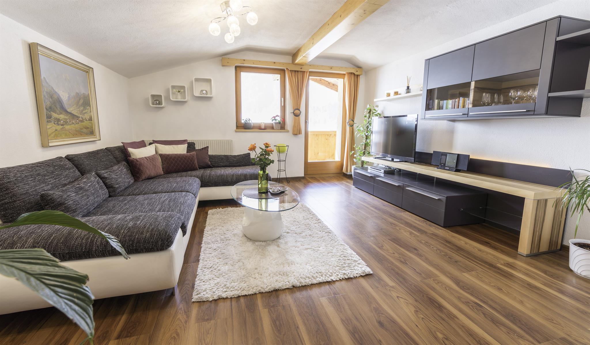 Pedevilla Hildegard Appartement/Fewo, Dusche oder  Ferienwohnung  Tirol