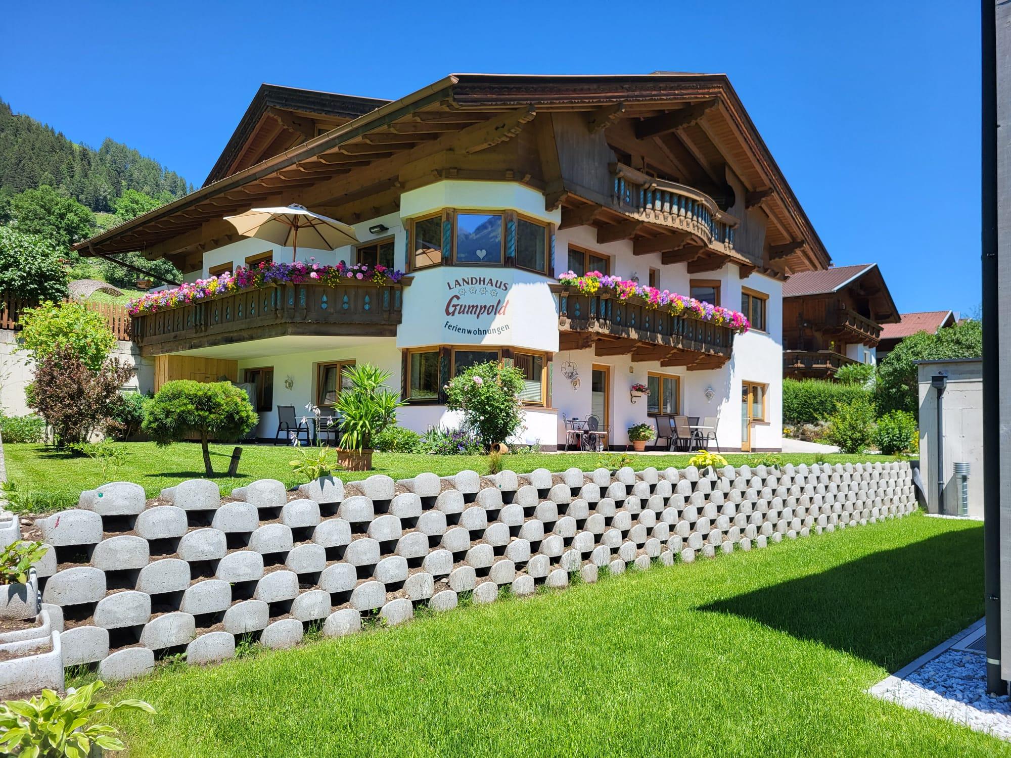 Landhaus Gumpold Appartement 1 Ferienwohnung  Tirol