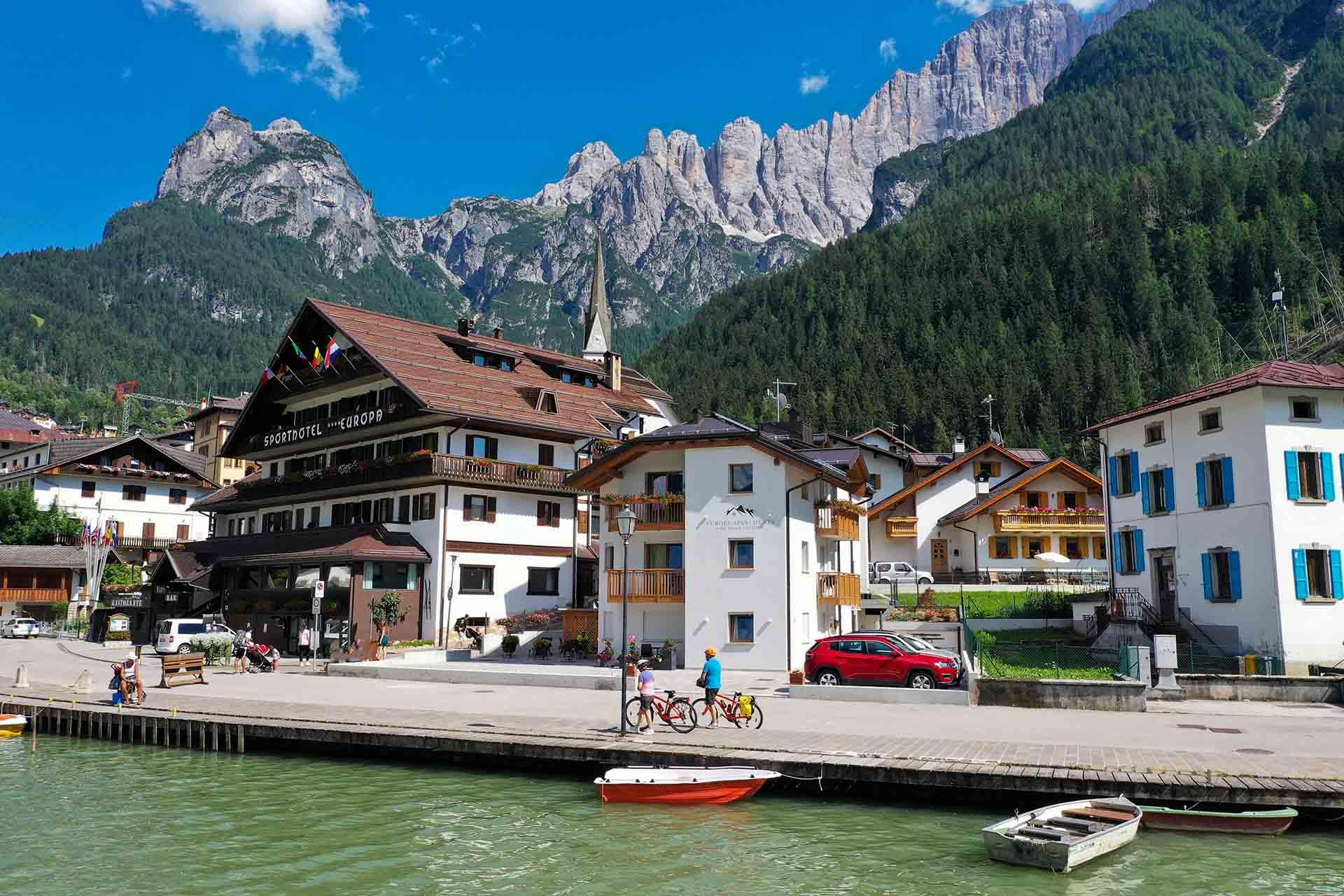 EUROPA APARTMENTS