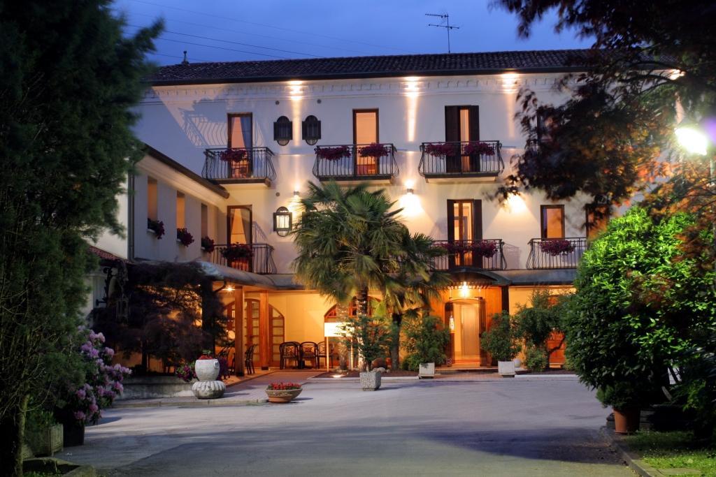 Osteria & Vineria Perbacco