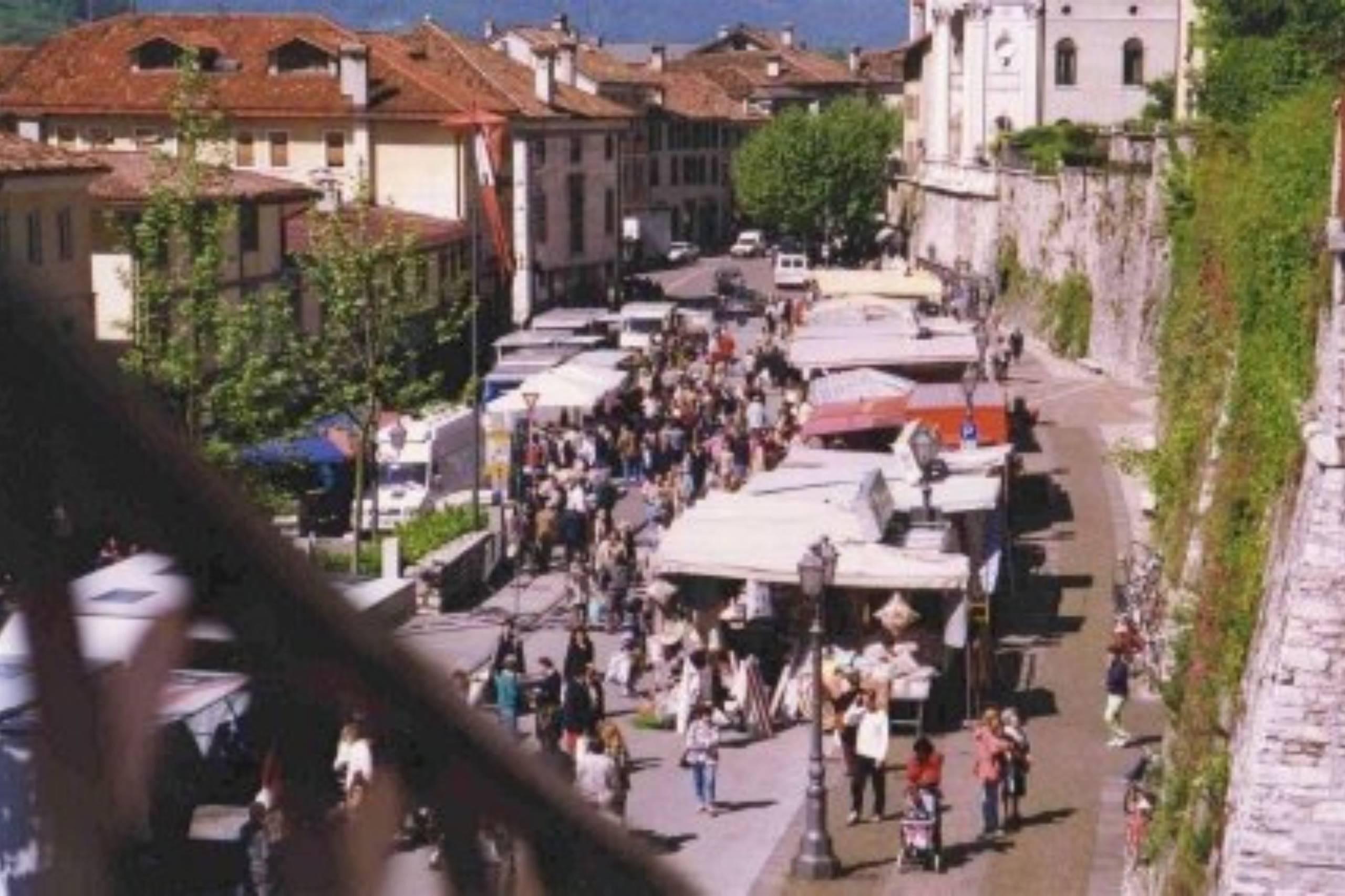 Mercato  bi-settimanale di Feltre