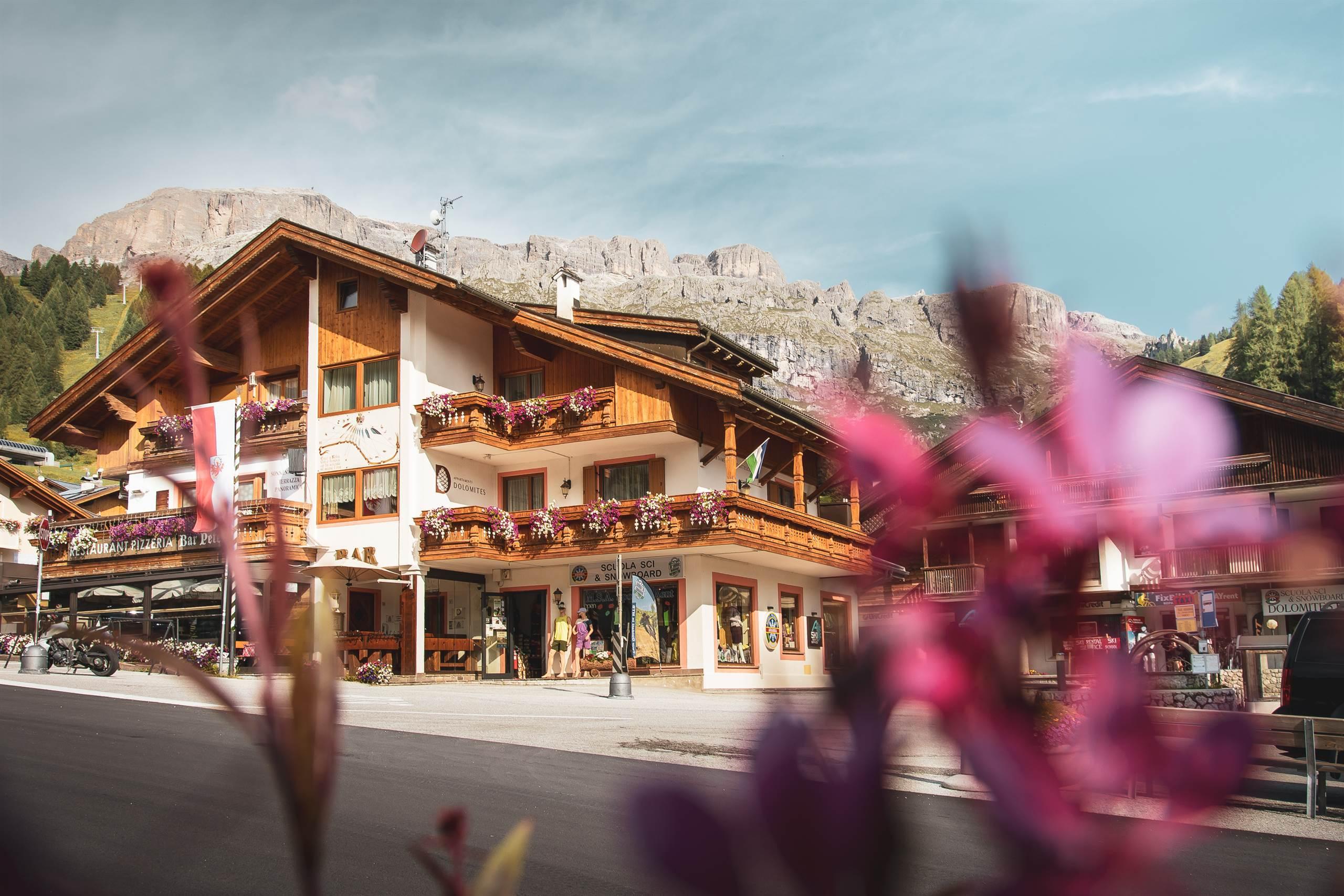 APPARTAMENTI DOLOMITES