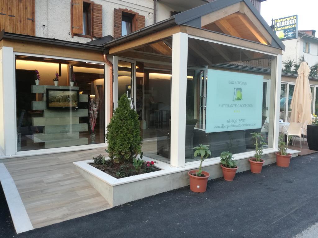 CACCIATORI - 2