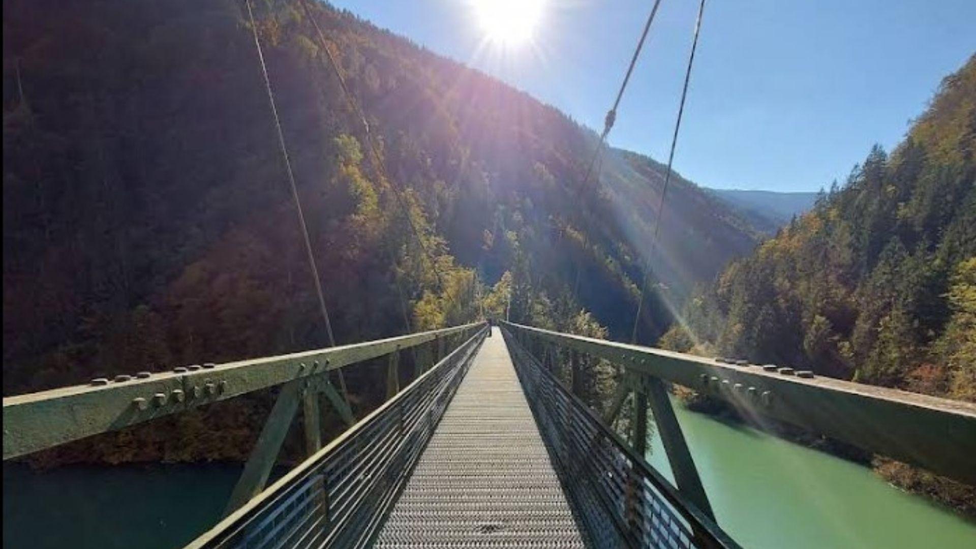 Passerella sul Lago Senaiga